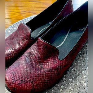 Dansko loafers size 39